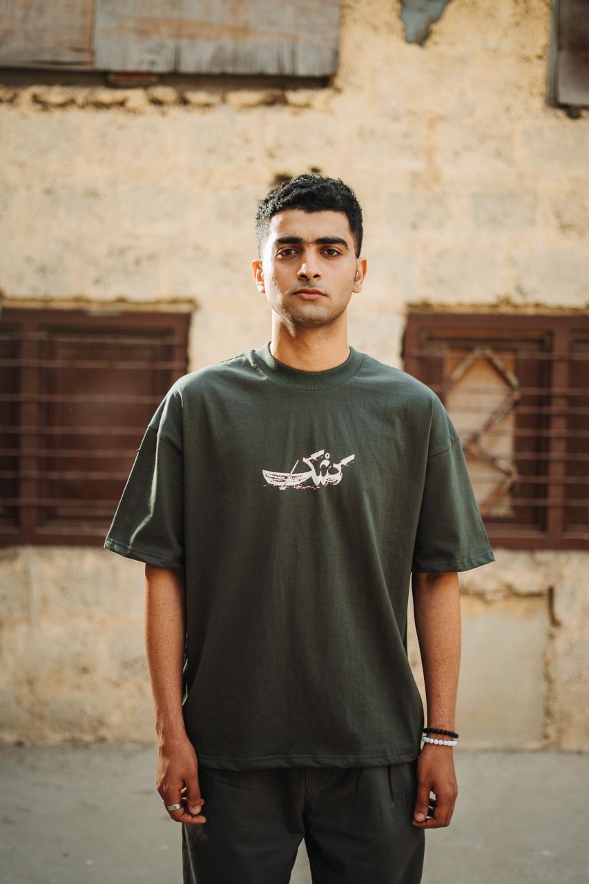 BASIC T-SHIRT