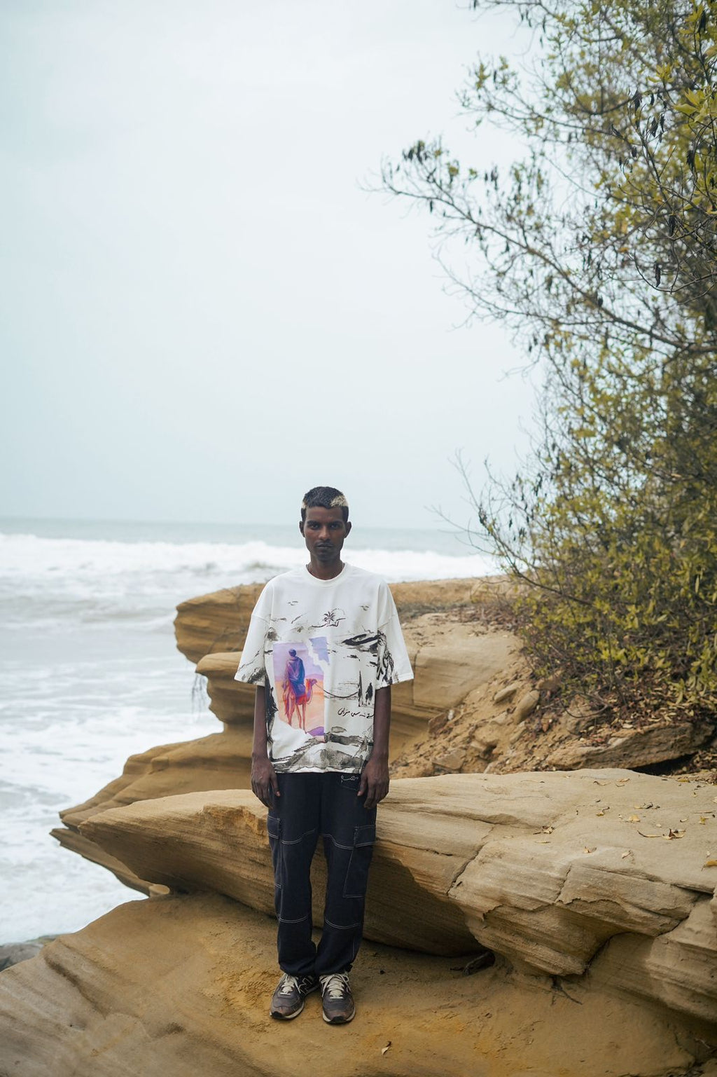 MANZIL T-SHIRT